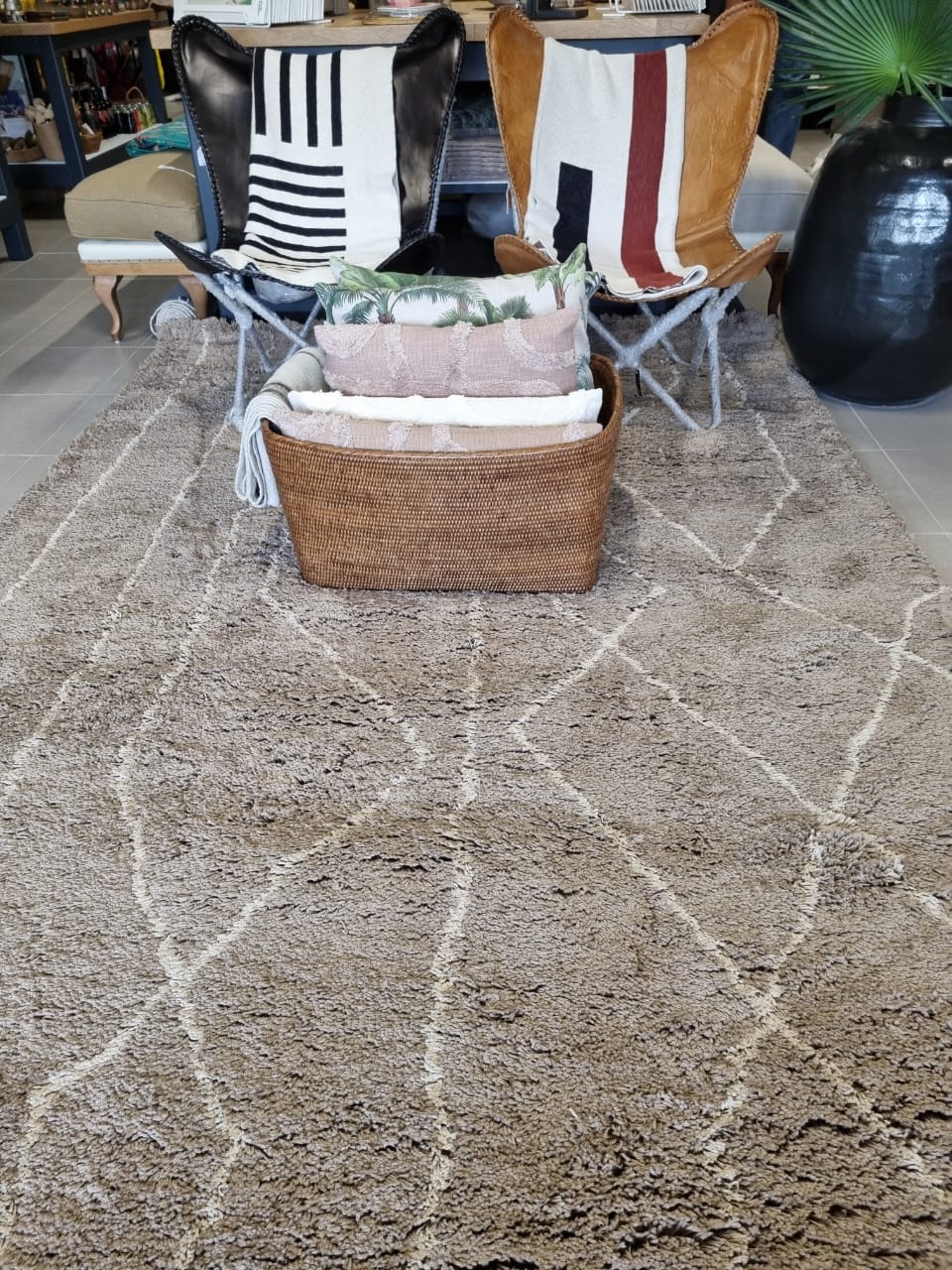 ACCESSOIRE Tapis Chiyo Taupe 300x200cm