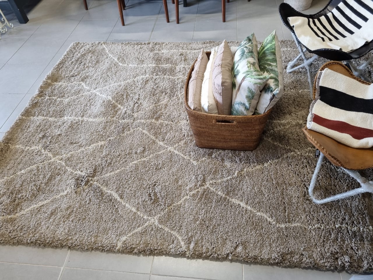 ACCESSOIRE Tapis Chiyo Taupe 300x200cm