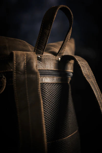 ACCESSOIRE Sac à dos en cuir fermeture mousqueton