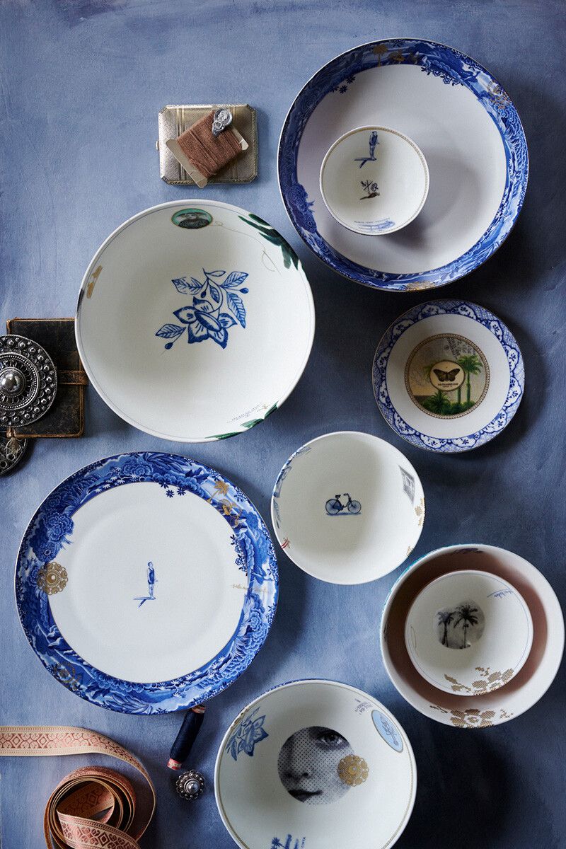 A TABLE Saladier HERITAGE Bordure Bleu en porcelaine 20CM