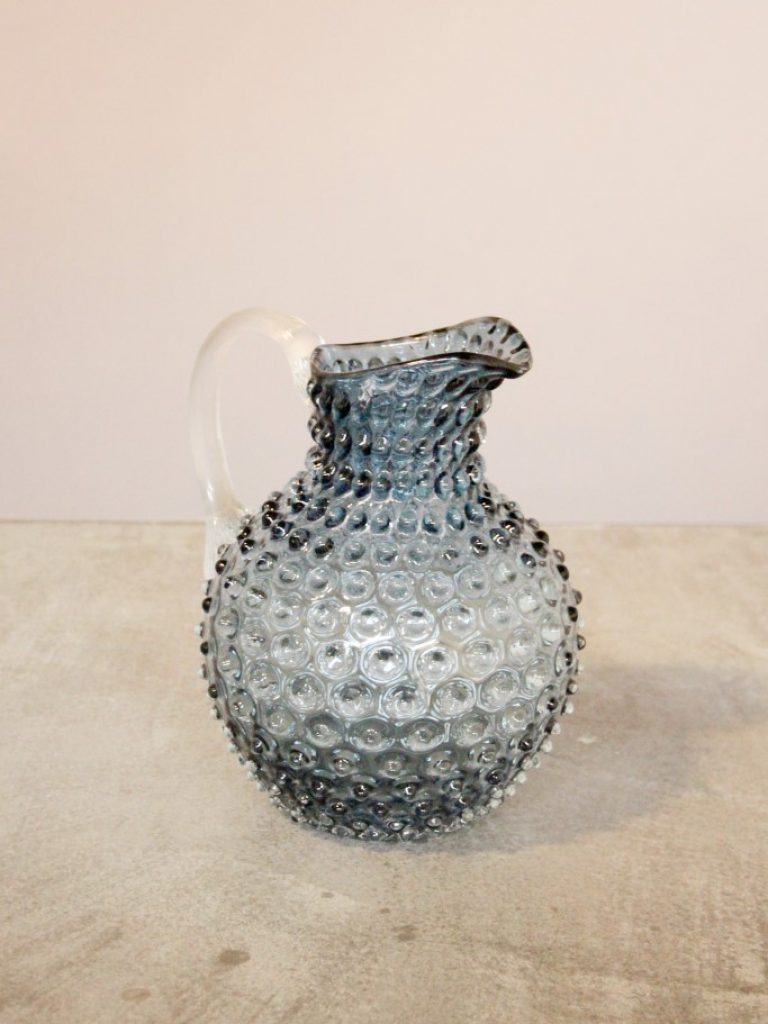 A TABLE Carafe gris bleu 2L pointe de diamant en cristal