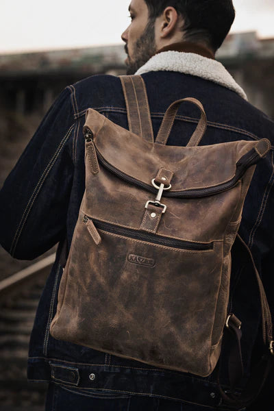 ACCESSOIRE Sac à dos en cuir fermeture mousqueton