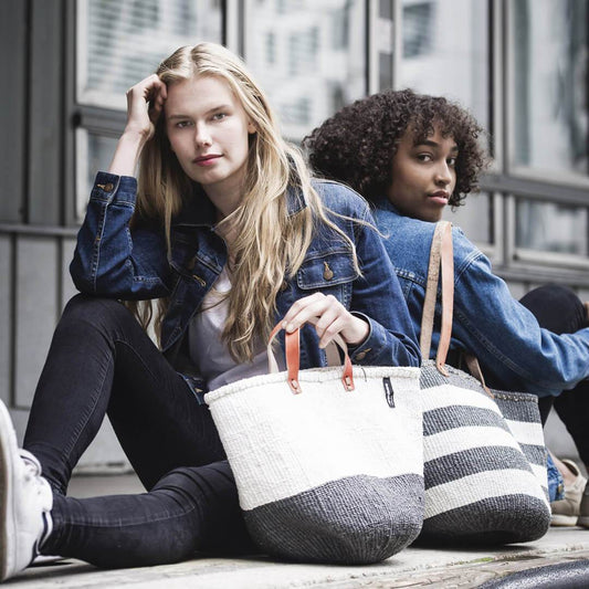 ACCESSOIRE Panier de marché Kiondo Anses courtes Duo Blanc et gris chaud M