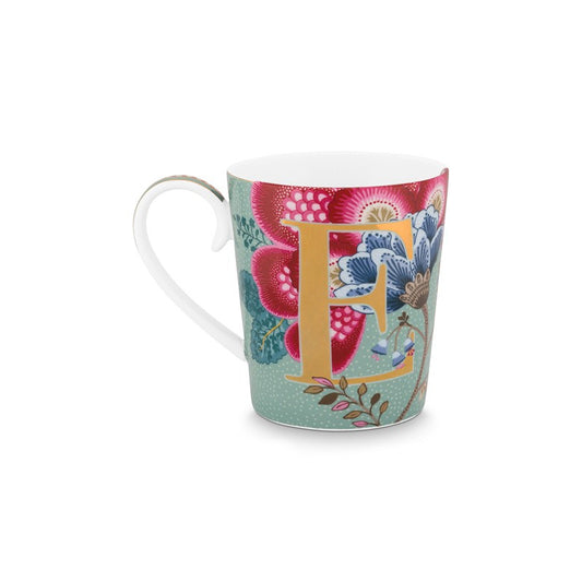 A TABLE Mug ALPHABET -E Bleu ciel en porcelaine